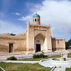 Nurata Mosque 